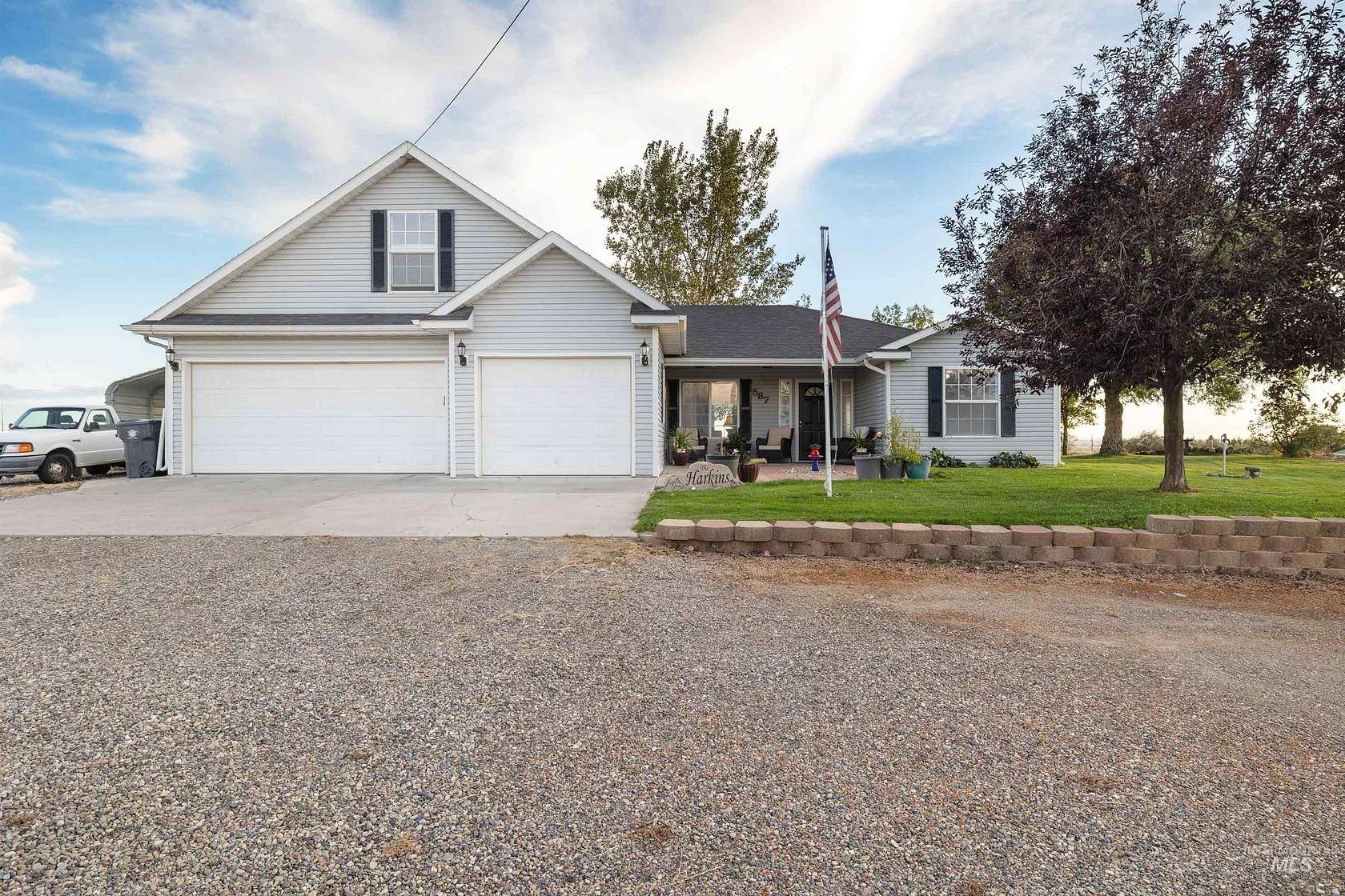 3.7 Acres of Land with Home for Sale in Jerome, Idaho