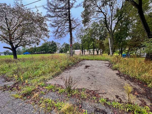 0.14 Acres of Residential Land for Sale in Kalamazoo, Michigan