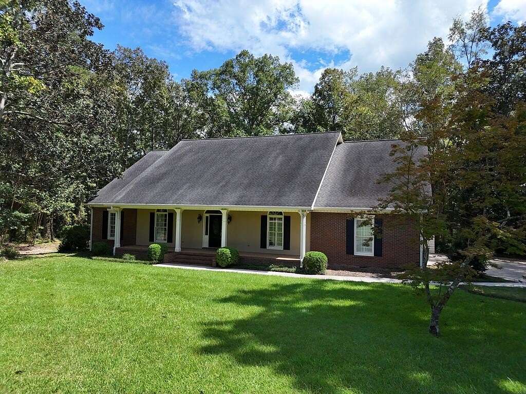 1.64 Acres of Land with Home for Sale in Thomasville, Georgia