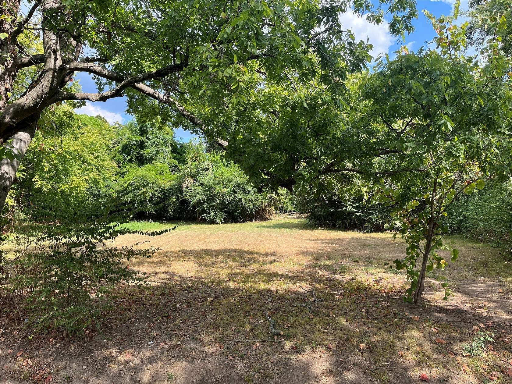 0.11 Acres of Residential Land for Sale in Paris, Texas