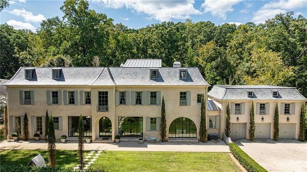 2.17 Acres of Land with Home for Lease in Atlanta, Georgia