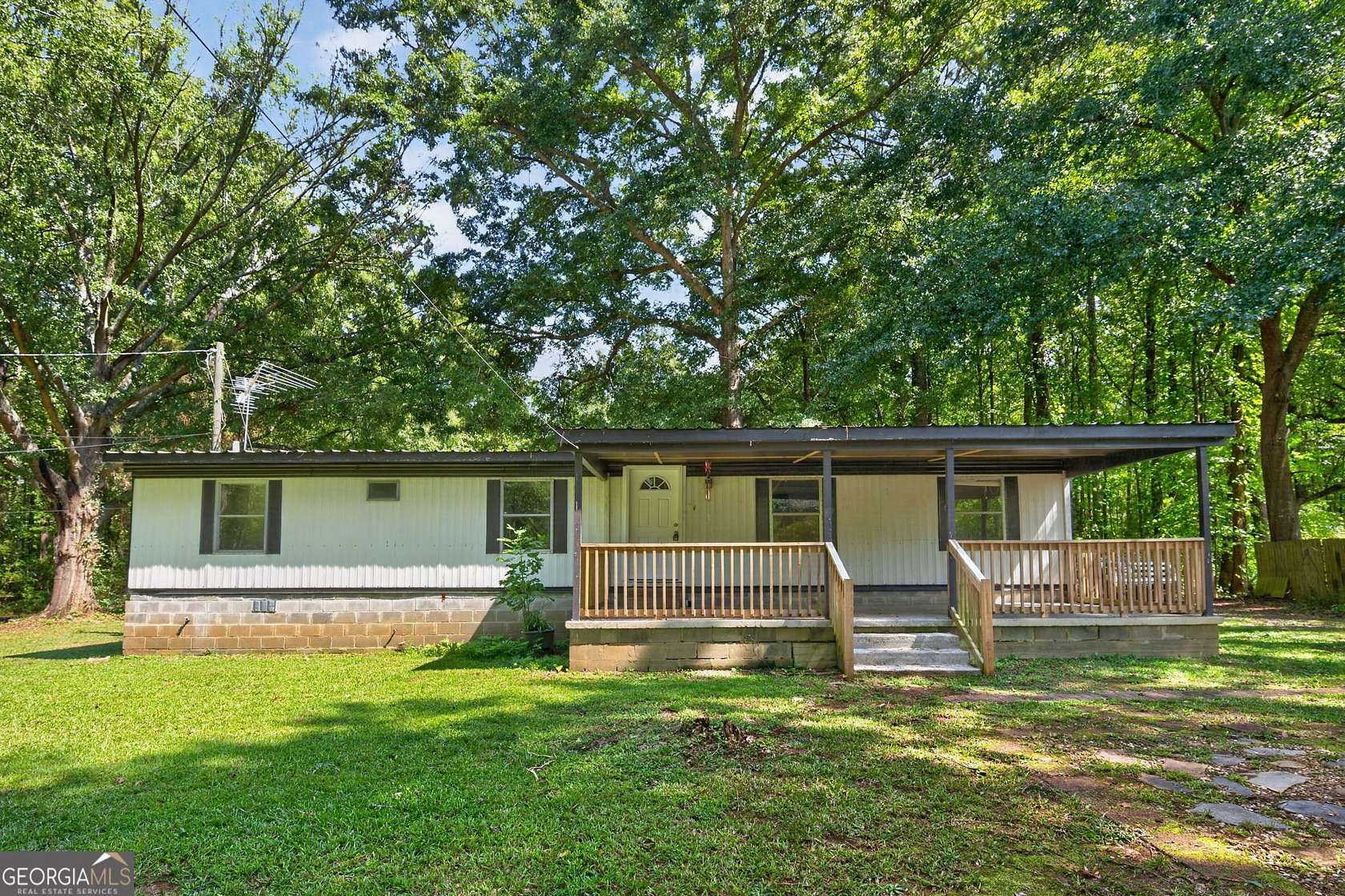 2.46 Acres of Land with Home for Sale in Newnan, Georgia