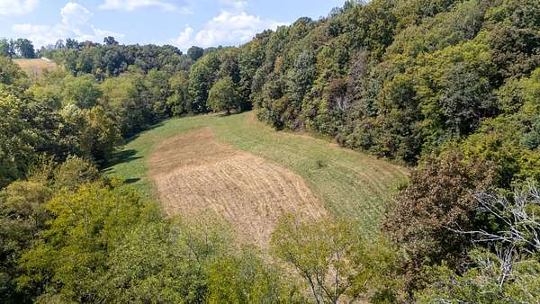 23 Acres of Recreational & Residential Land for Sale in Pulaski, Tennessee