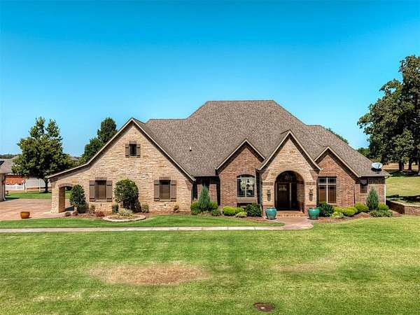 2.6 Acres of Land with Home for Sale in Guthrie, Oklahoma