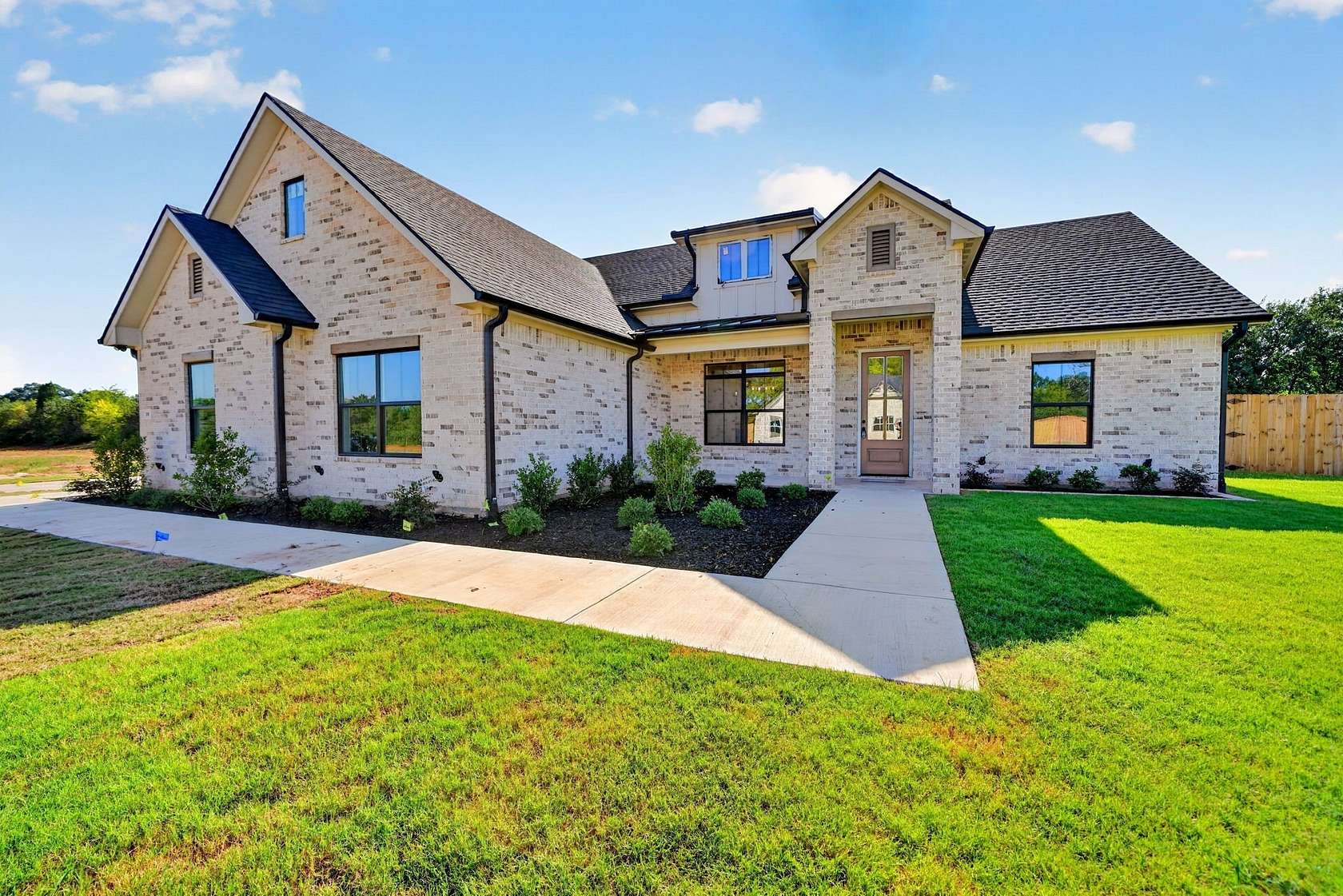 0.56 Acres of Residential Land for Sale in Athens, Texas