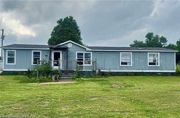 2 Acres of Land with Home for Sale in Van Buren, Arkansas