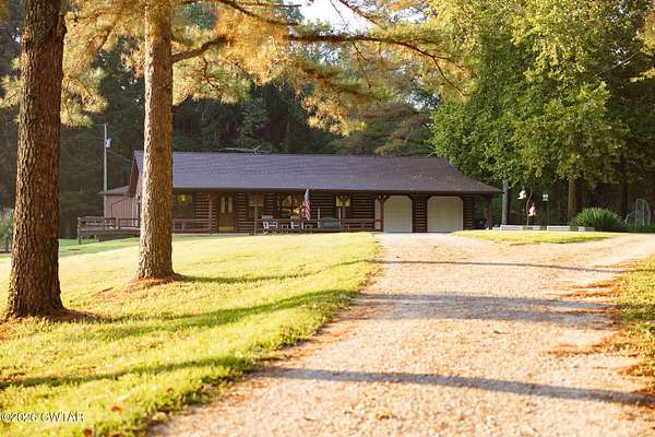 40 Acres of Recreational Land with Home for Sale in Dresden, Tennessee