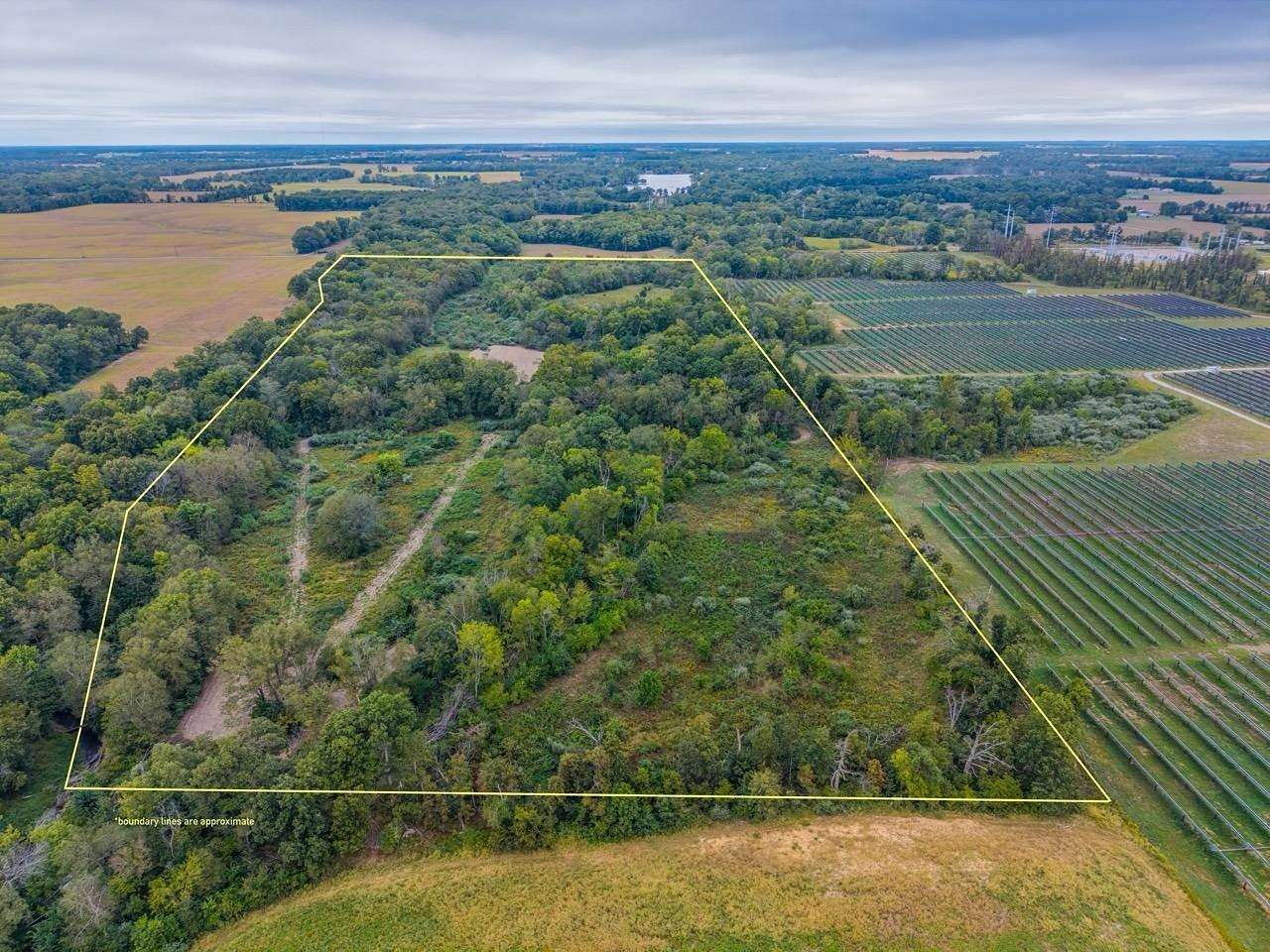 56 Acres of Recreational Land for Sale in Du Quoin, Illinois