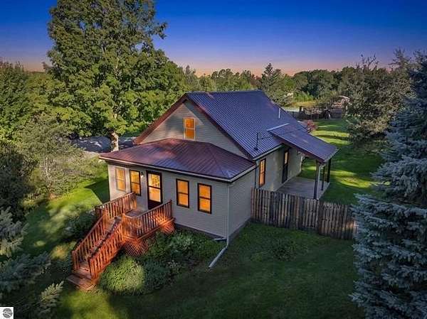 20 Acres of Recreational Land with Home for Sale in Le Roy, Michigan