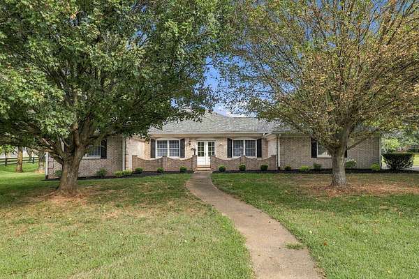 5.7 Acres of Land with Home for Sale in Nicholasville, Kentucky