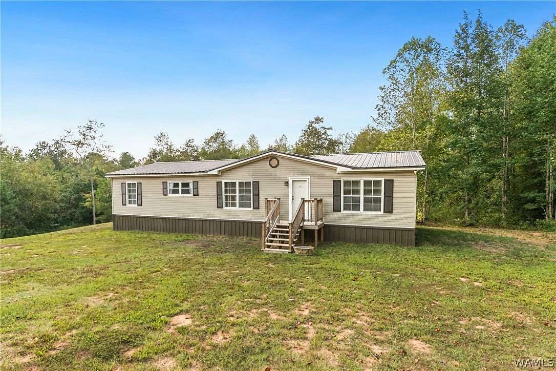 35 Acres of Land with Home for Sale in Fayette, Alabama