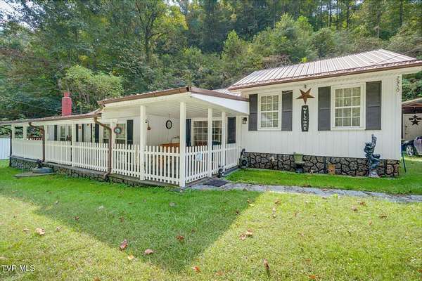 4.5 Acres of Land with Home for Sale in Pennington Gap, Virginia