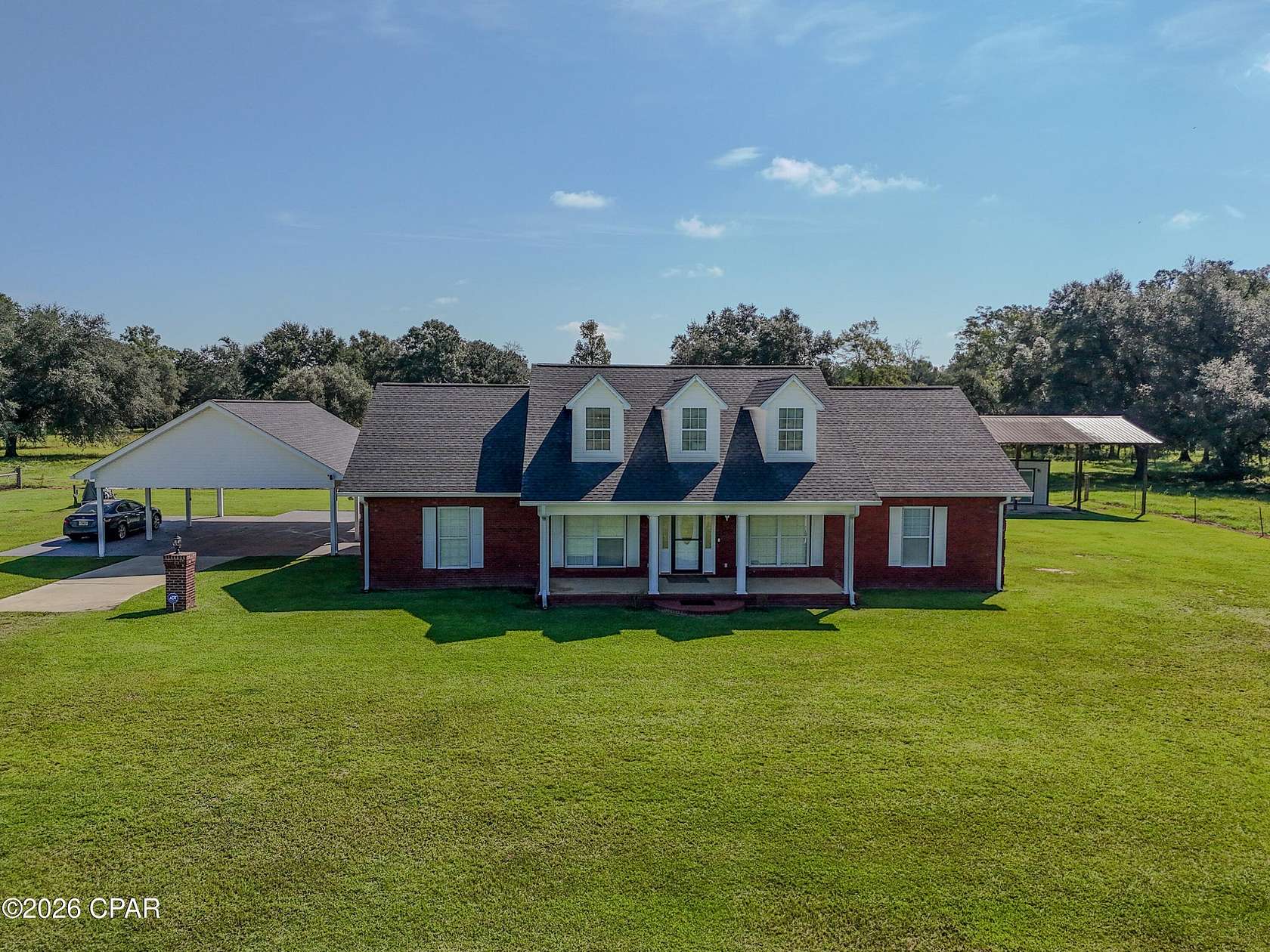 20 Acres of Land with Home for Sale in Sneads, Florida
