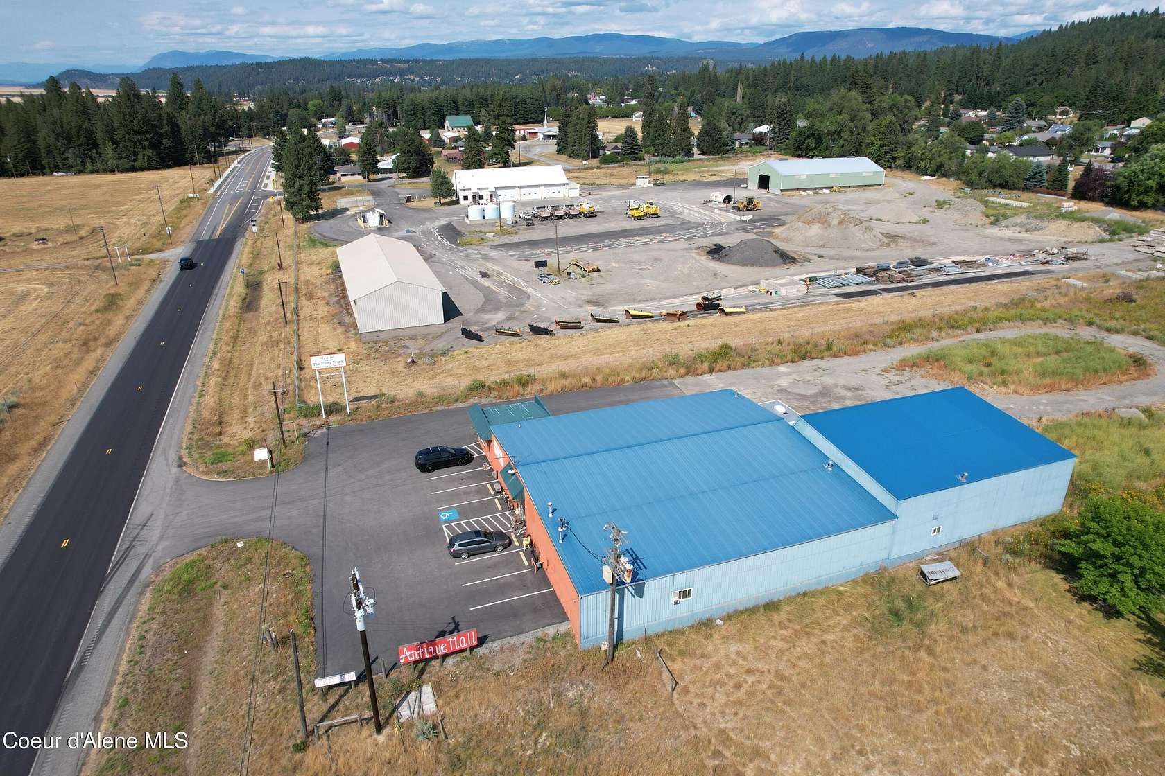 2 Acres of Improved Commercial Land for Sale in Bonners Ferry, Idaho