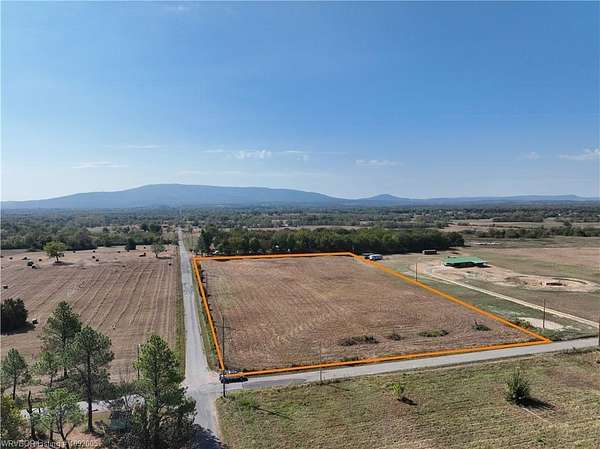 5 Acres of Residential Land for Sale in Bokoshe, Oklahoma