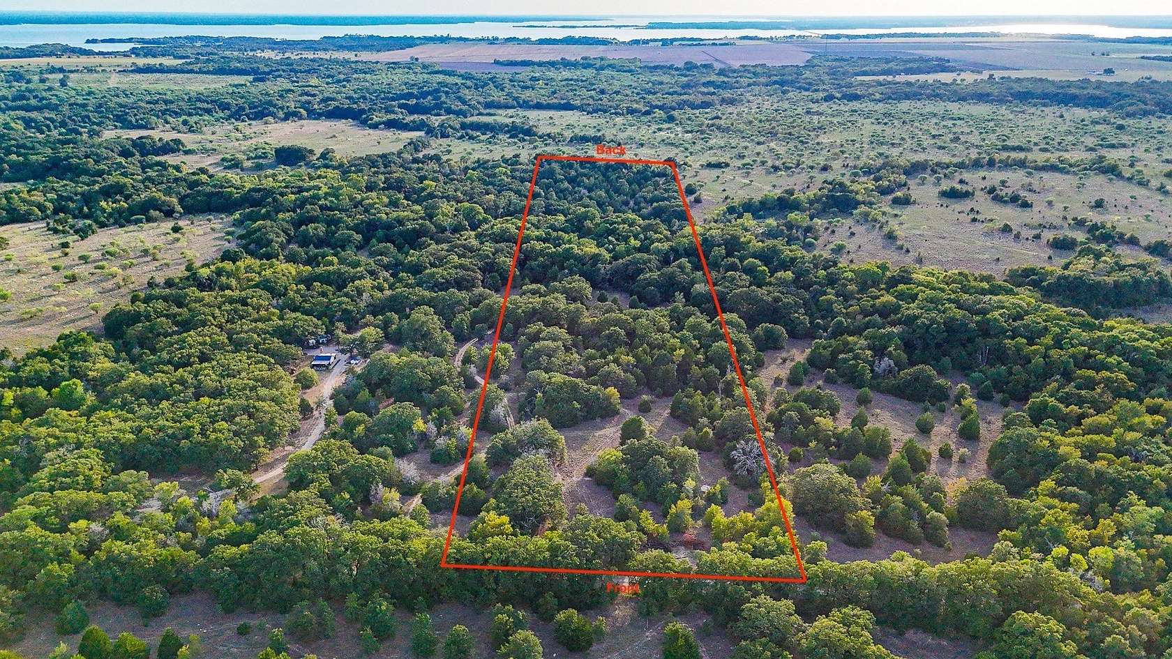 13.1 Acres of Recreational & Residential Land for Sale in Kerens, Texas