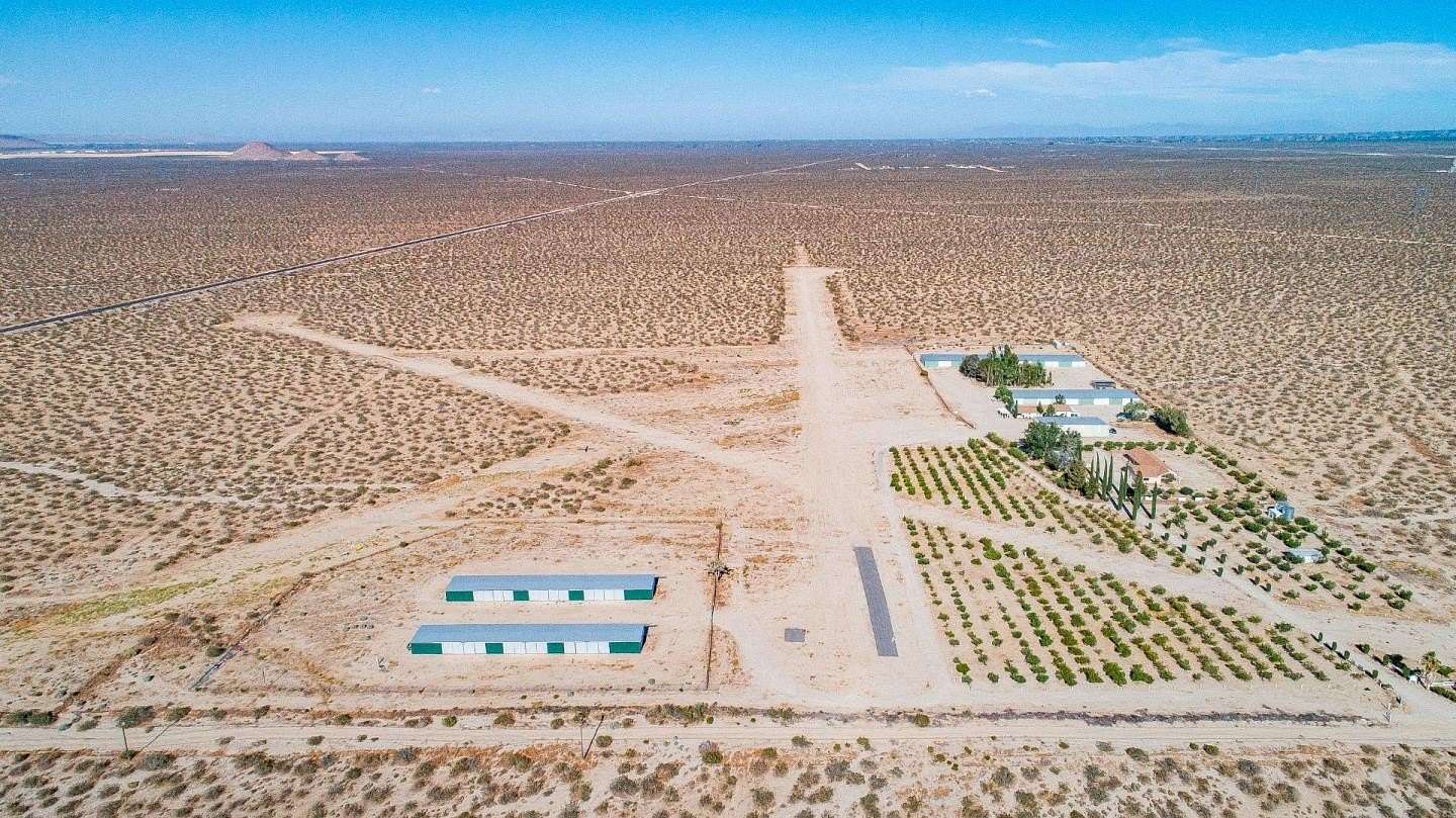 35 Acres of Land for Sale in Llano, California