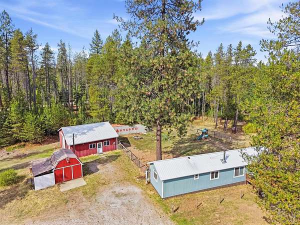 8.5 Acres of Land with Home for Sale in Newport, Washington