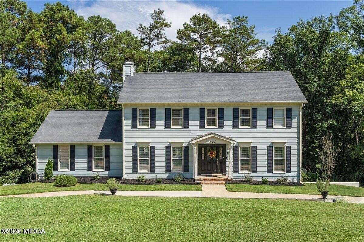 1.58 Acres of Land with Home for Sale in Macon, Georgia
