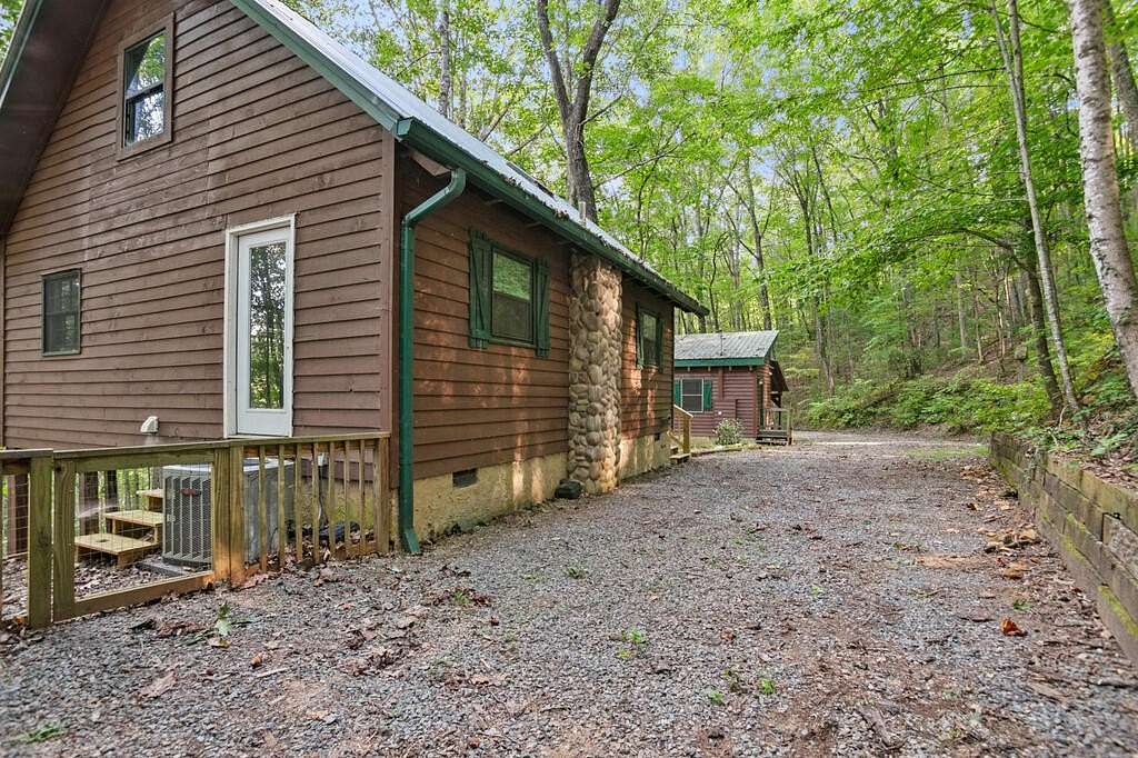 4.77 Acres of Land with Home for Sale in Ellijay, Georgia
