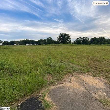 5.29 Acres of Residential Land for Sale in Laurens, South Carolina