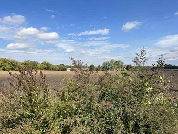 1 Acre of Residential Land for Sale in Sun Prairie, Wisconsin