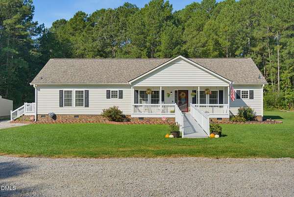 23.4 Acres of Recreational Land with Home for Sale in Selma, North Carolina