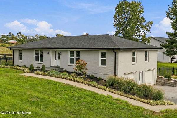6 Acres of Land with Home for Sale in Shelbyville, Kentucky