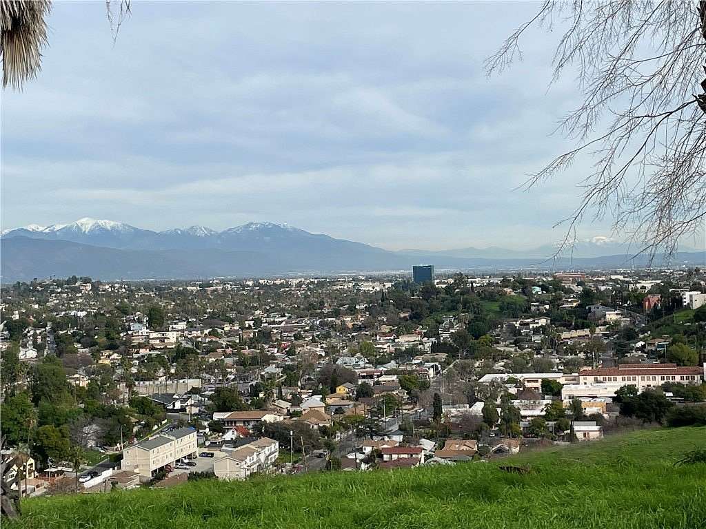 16 Acres of Agricultural Land for Sale in Los Angeles, California