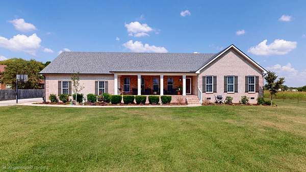 5.28 Acres of Land with Home for Sale in Murfreesboro, Tennessee