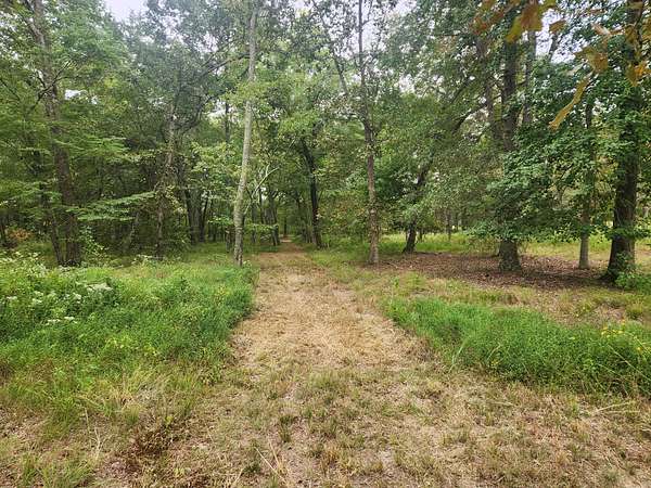 4.86 Acres of Residential Land for Sale in Manchester, Tennessee