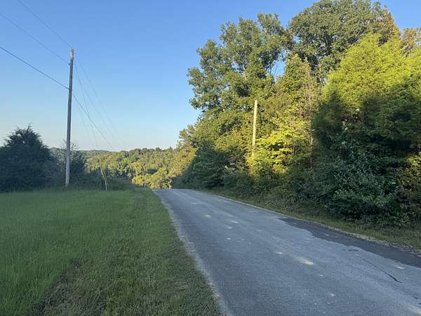 7 Acres of Residential Land for Sale in Cumberland City, Tennessee