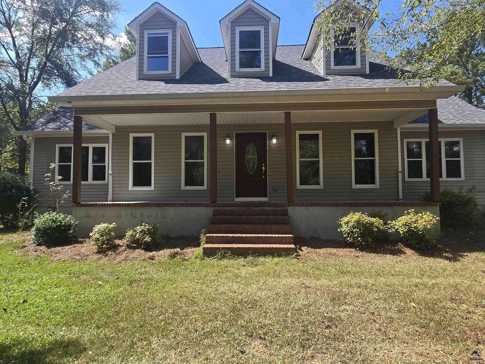 2.57 Acres of Land with Home for Sale in Forsyth, Georgia