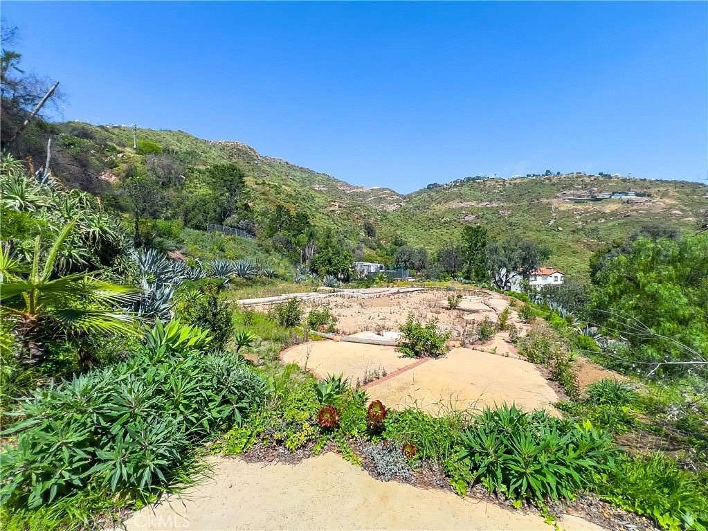 0.5 Acres of Land for Sale in Malibu, California