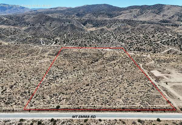 15 Acres of Land for Sale in Palmdale, California