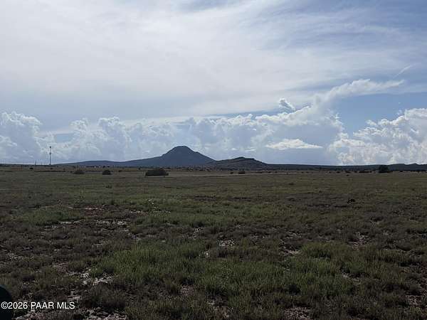 10 Acres of Land for Sale in Ash Fork, Arizona
