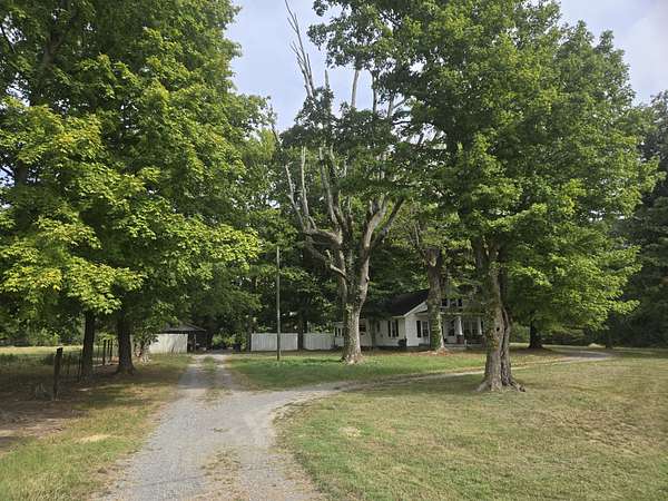 3 Acres of Improved Commercial Land for Sale in Goodlettsville, Tennessee