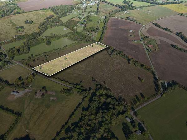 7.44 Acres of Land for Sale in Smithville, Tennessee
