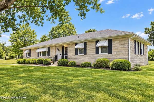 1.5 Acres of Land with Home for Sale in Cerulean, Kentucky
