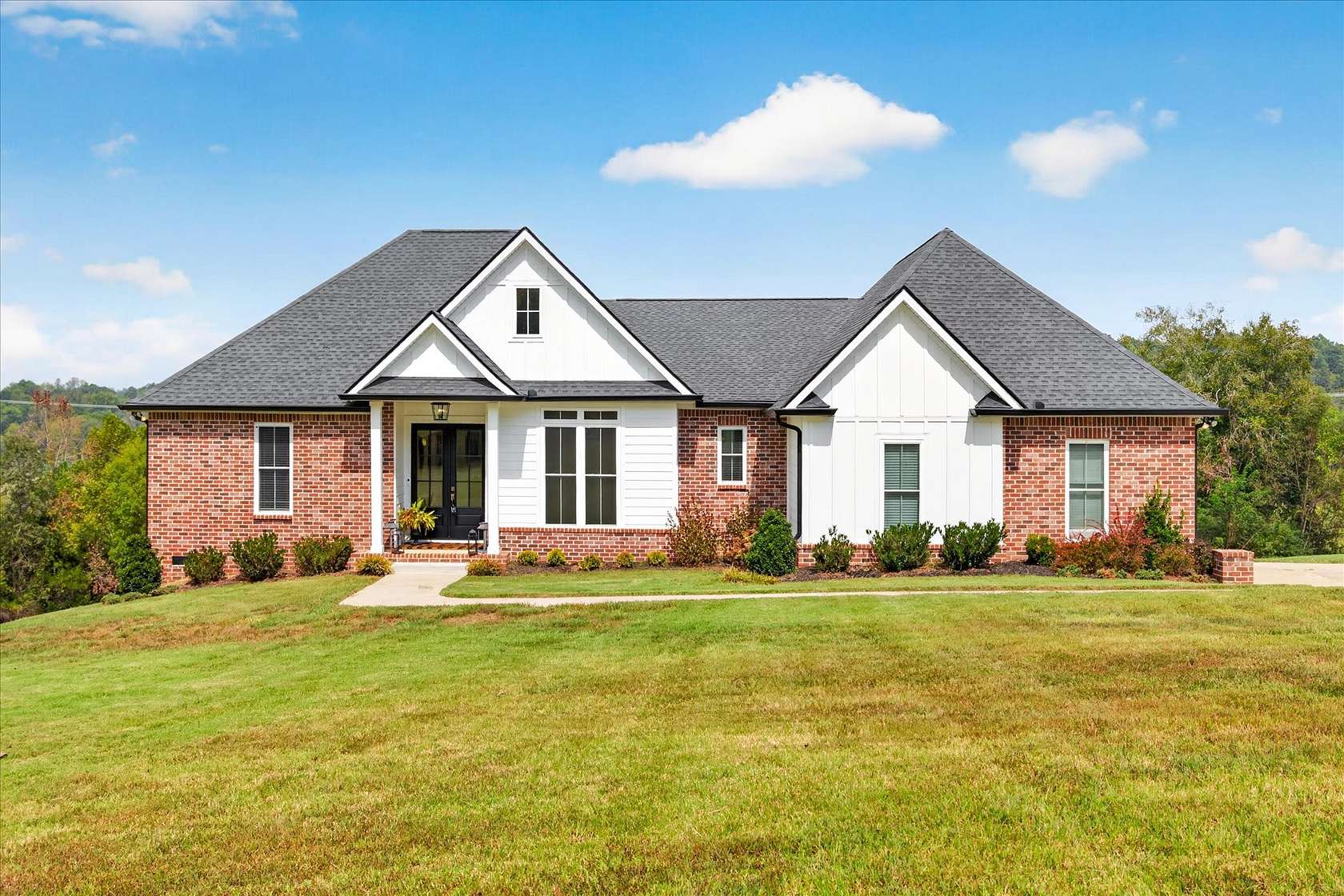 10 Acres of Land with Home for Sale in Palmyra, Tennessee