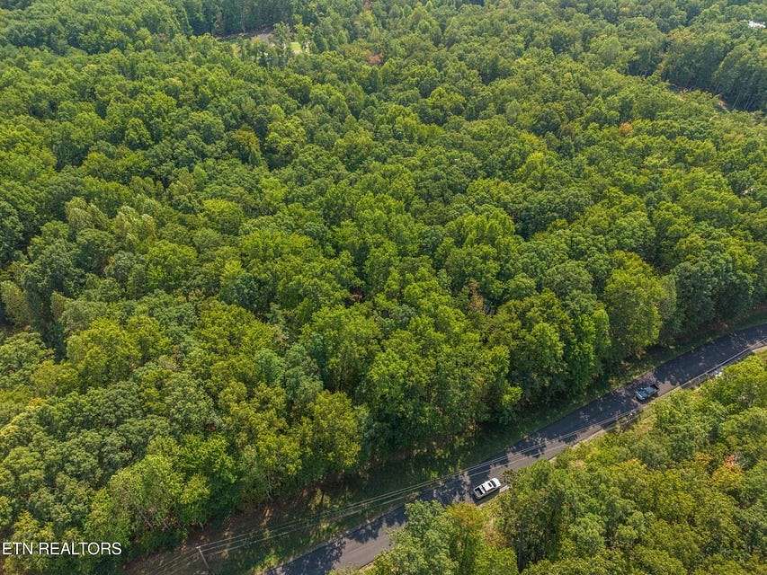 4 Acres of Residential Land for Sale in Monterey, Tennessee