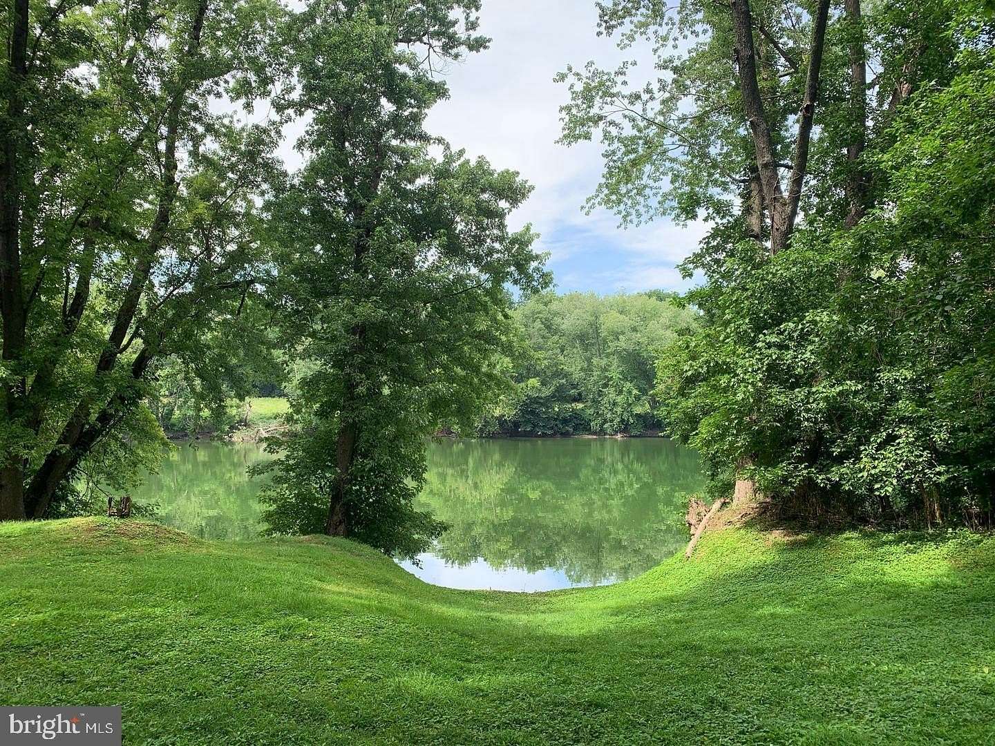 2.14 Acres of Residential Land for Sale in Boyce, Virginia