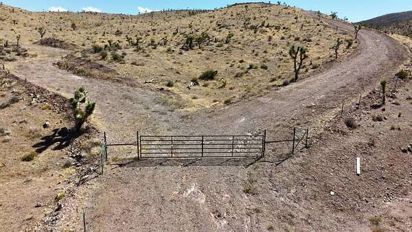41 Acres of Land for Sale in White Hills, Arizona