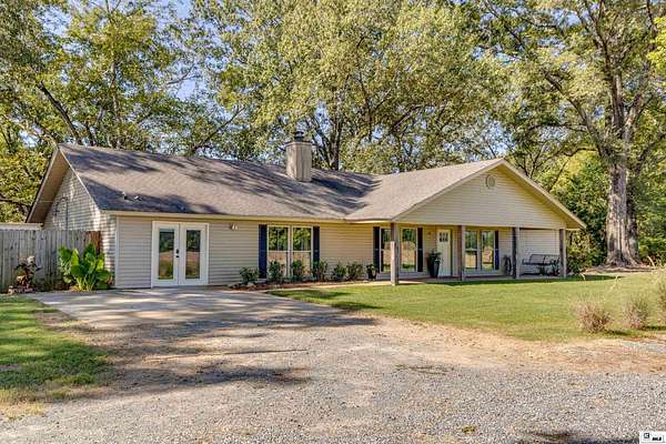 1.54 Acres of Land with Home for Sale in Bastrop, Louisiana