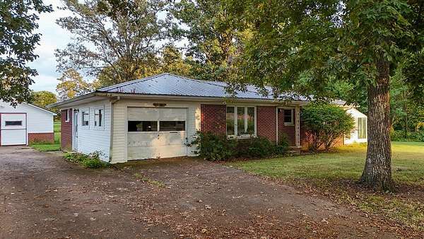 3 Acres of Land with Home for Sale in Mayfield, Kentucky