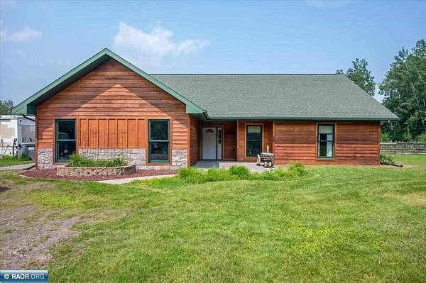 2.3 Acres of Land with Home for Sale in Duluth, Minnesota