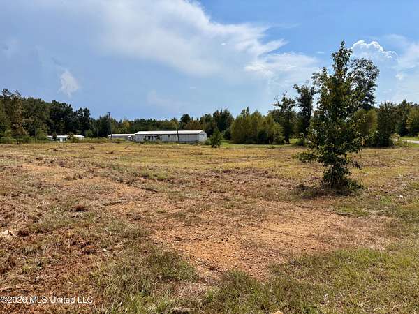 2.87 Acres of Residential Land for Sale in Wesson, Mississippi