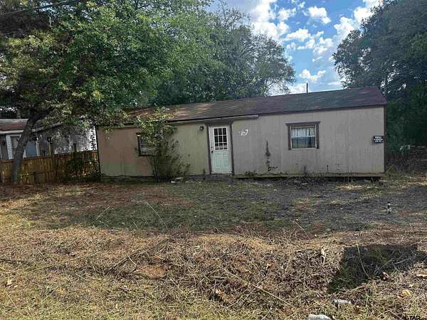5.42 Acres of Land with Home for Sale in Kilgore, Texas