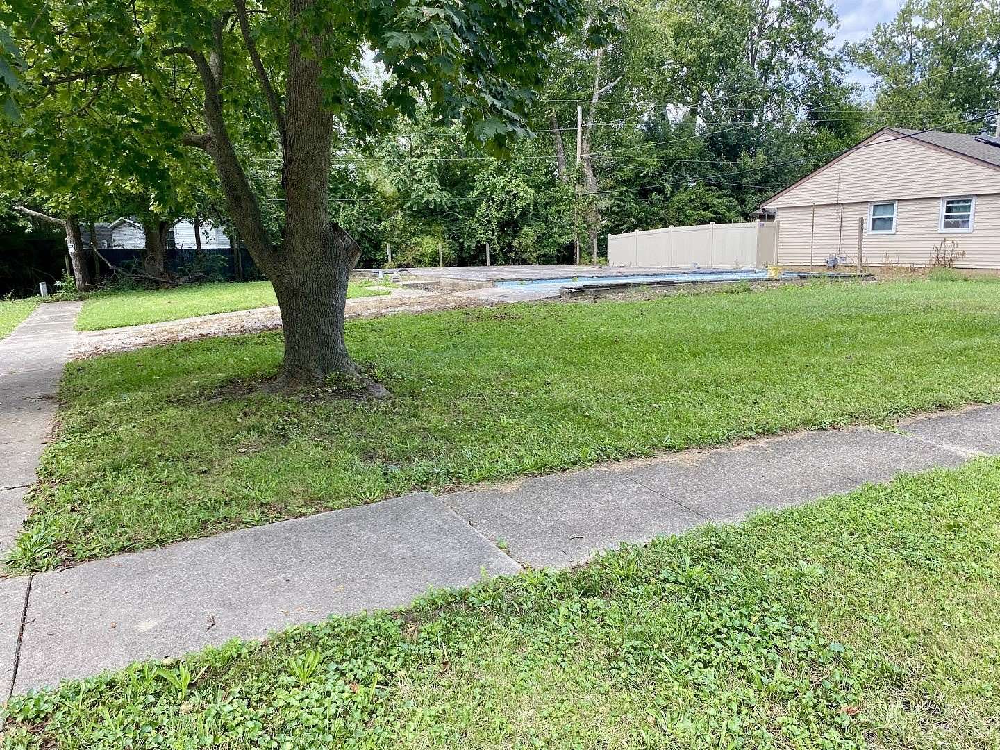 0.16 Acres of Residential Land for Sale in Urbana, Illinois