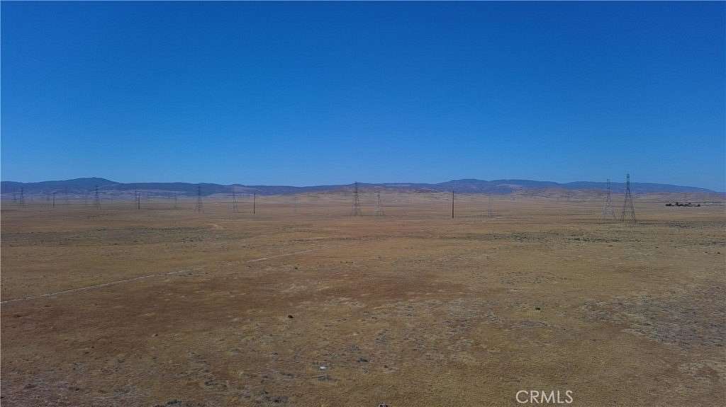 5 Acres of Residential Land for Sale in Antelope Acres, California